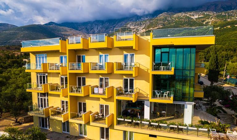 Hotel Orange Dhërmi Εξωτερικό φωτογραφία