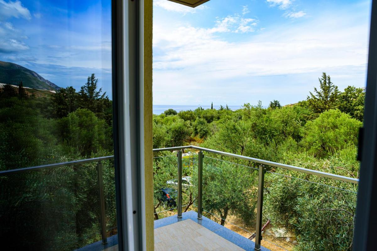 Hotel Orange Dhërmi Εξωτερικό φωτογραφία