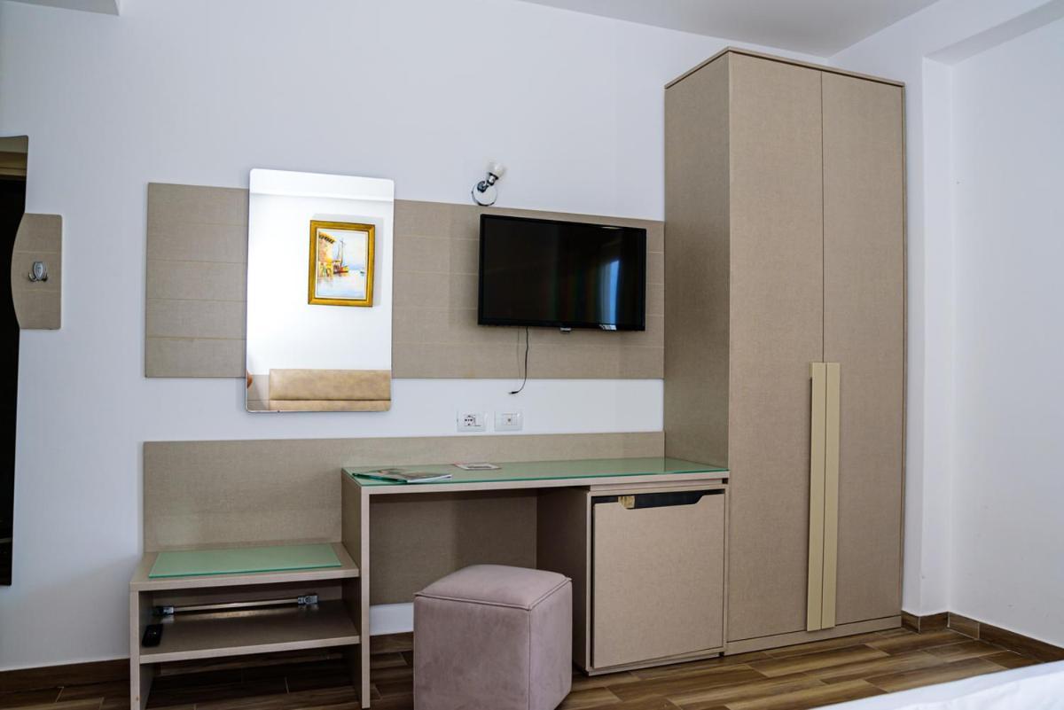 Hotel Orange Dhërmi Εξωτερικό φωτογραφία