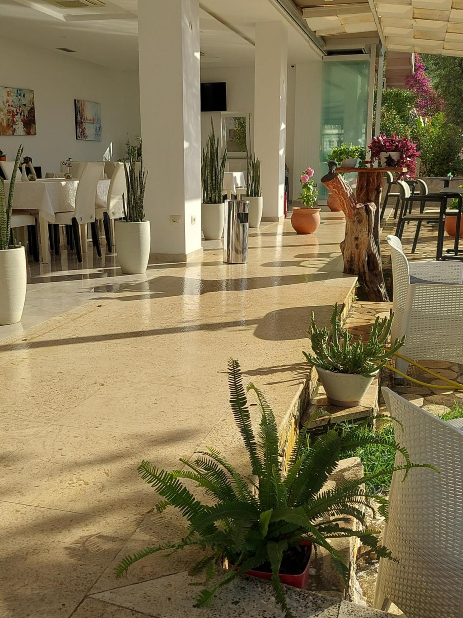 Hotel Orange Dhërmi Εξωτερικό φωτογραφία